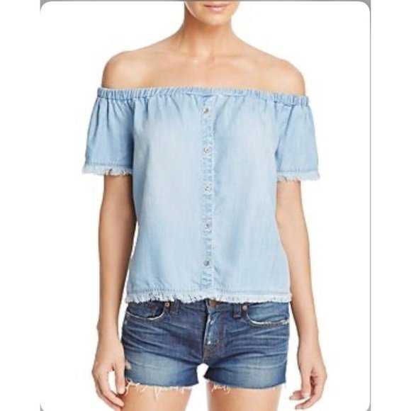 Bella Dahl Tops - Bella Dahl Chambray Off Shoulder Top Frayed Size M